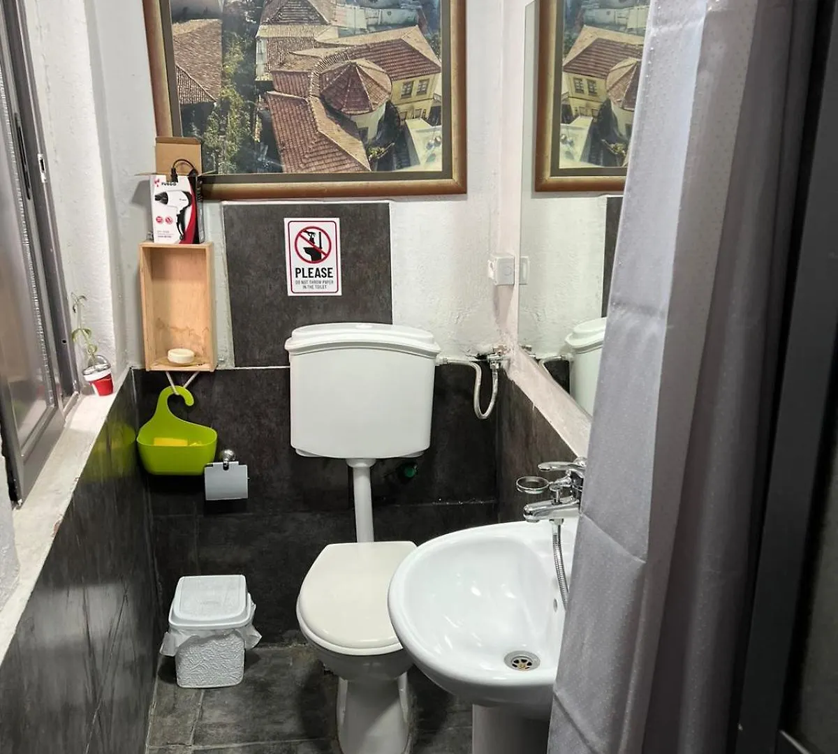 Hoja Hostel Tirana